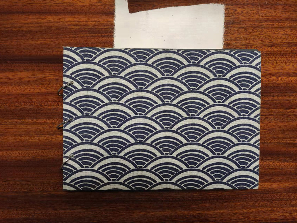 The sea breeze is blowing 